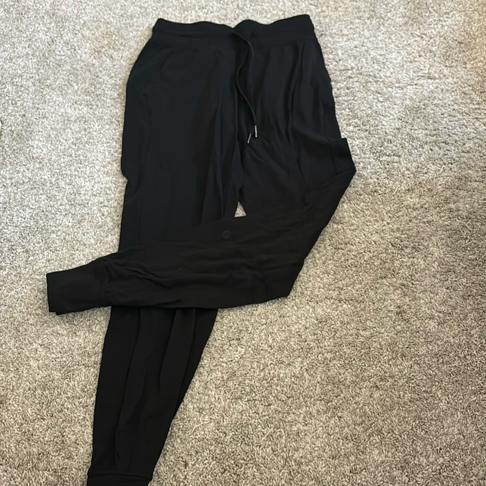 Lululemon joggers